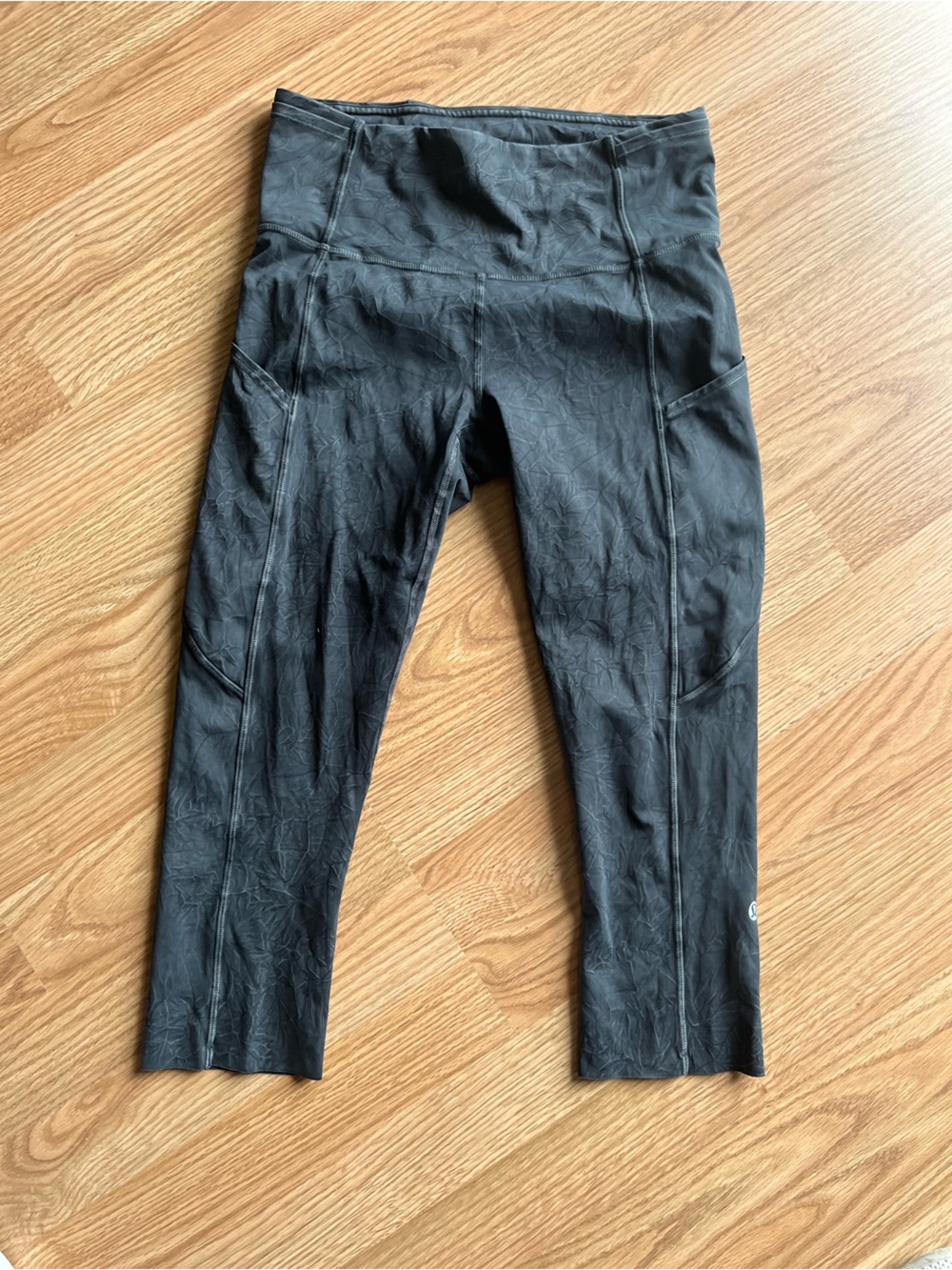 Lululemon Base pace Cropped